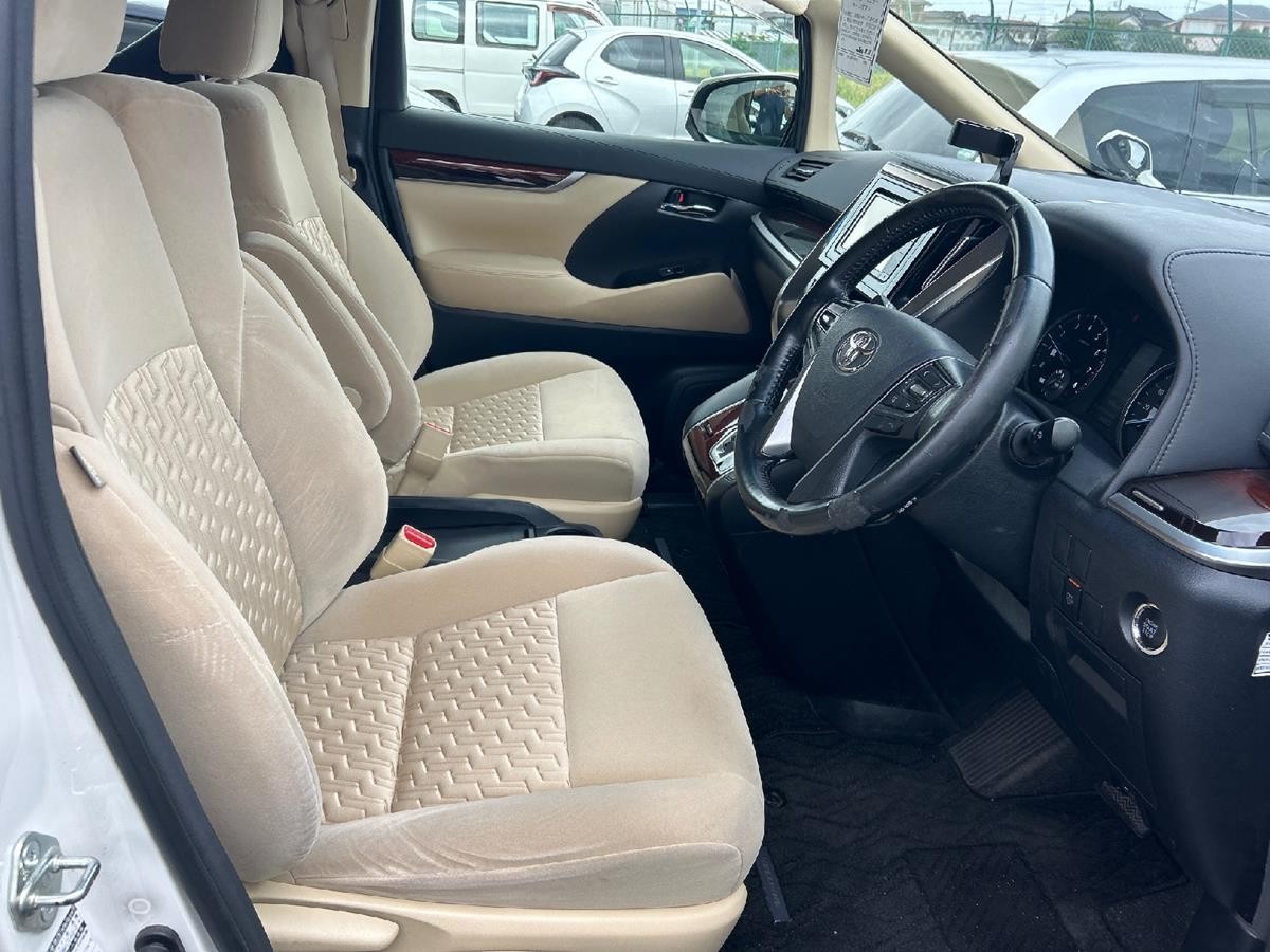 Used Toyota Vellfire for sale - 76057848: Photo 4