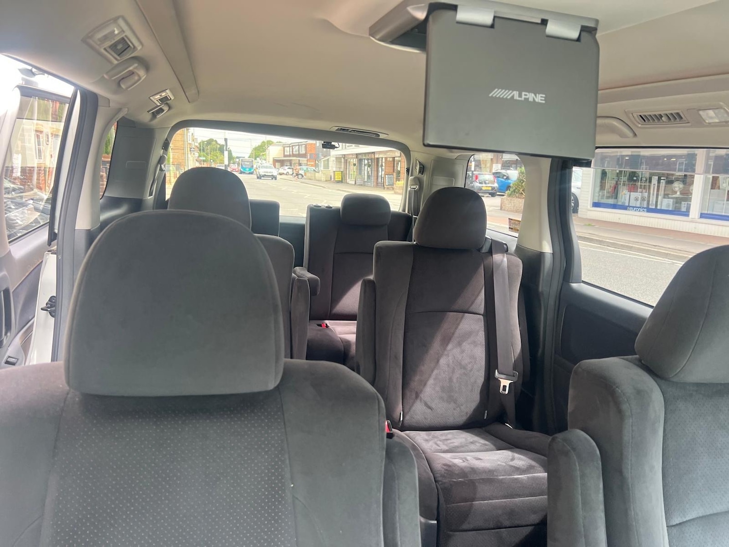 Used Toyota Vellfire 2024 for sale - 76453689: Photo 23