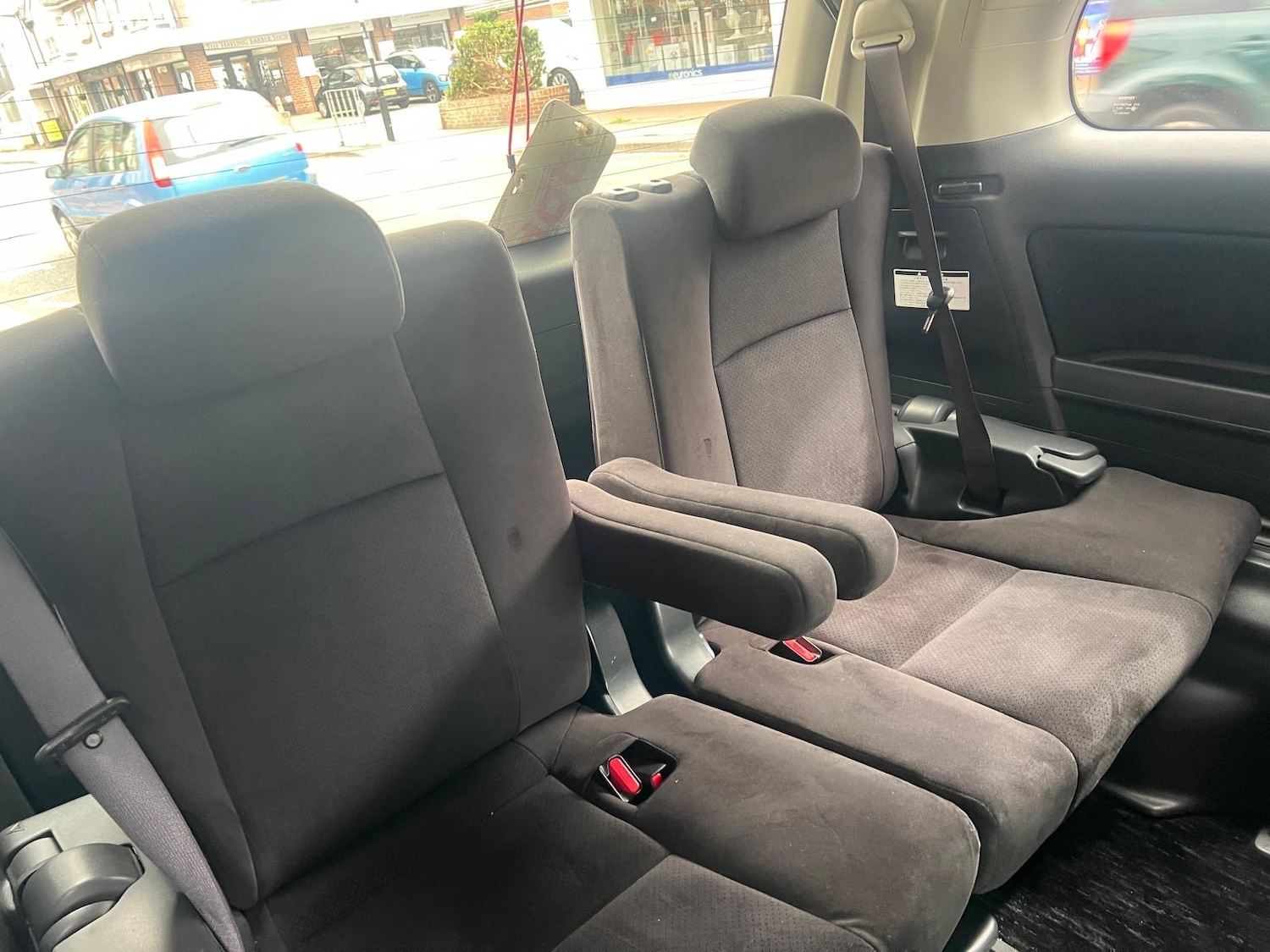 Used Toyota Vellfire 2024 for sale - 76453689: Photo 25