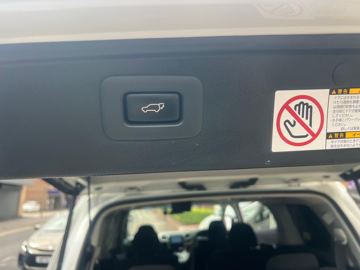 Used Toyota Vellfire 2024 for sale - 76453689: Photo 30