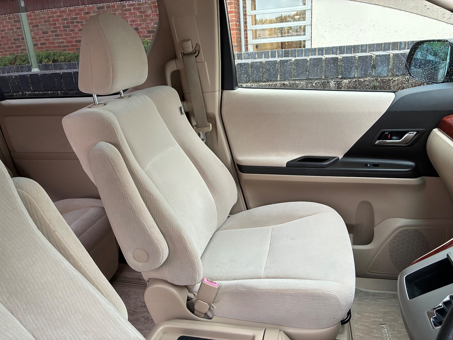 Used Toyota Alphard for sale - 76416495: Photo 14