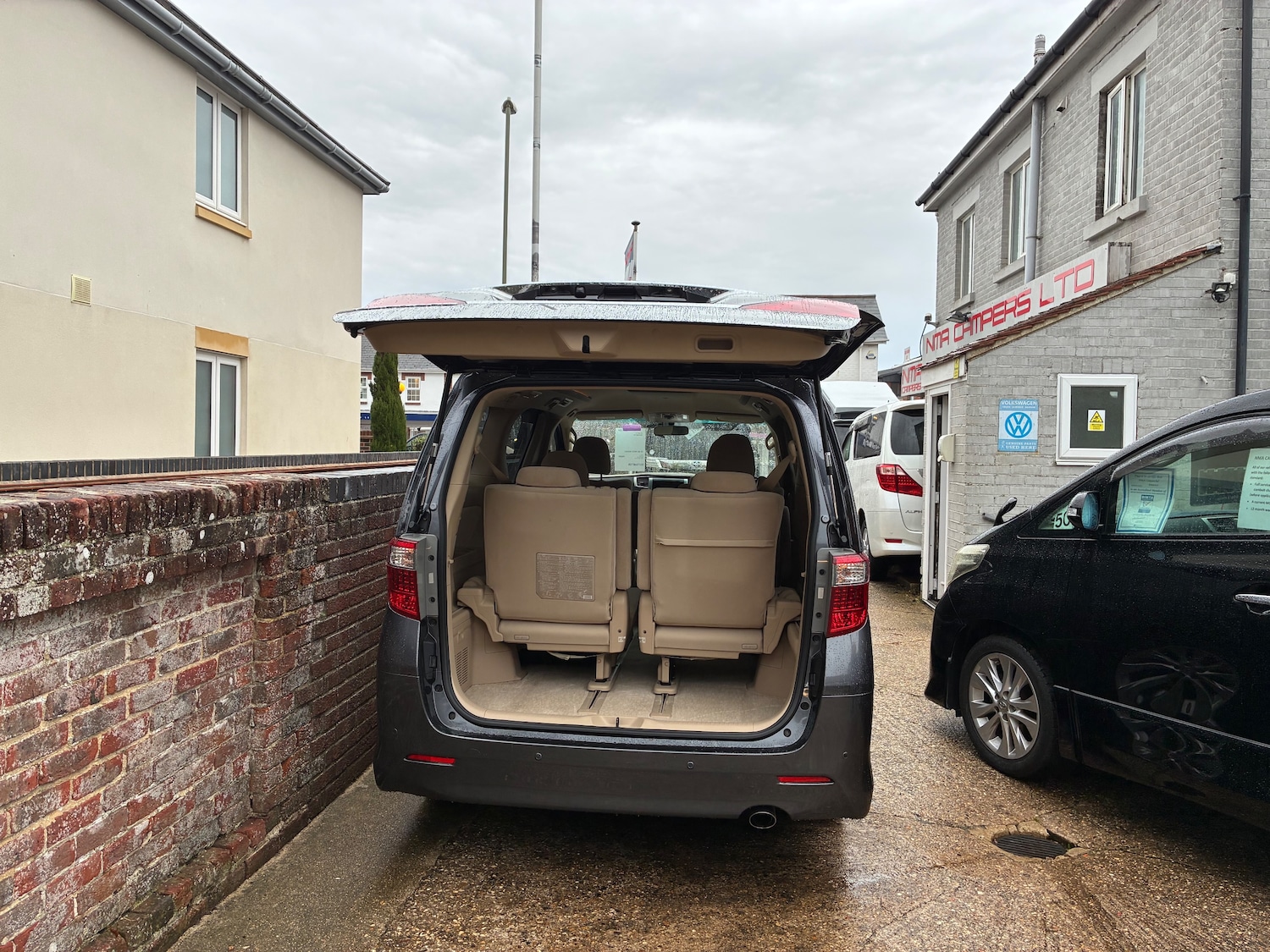 Used Toyota Alphard for sale - 76416495: Photo 8