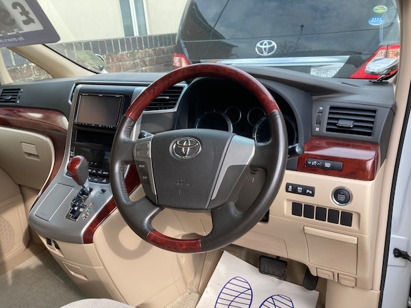 Used Toyota Alphard 2009 for sale - 73345824: Photo 6