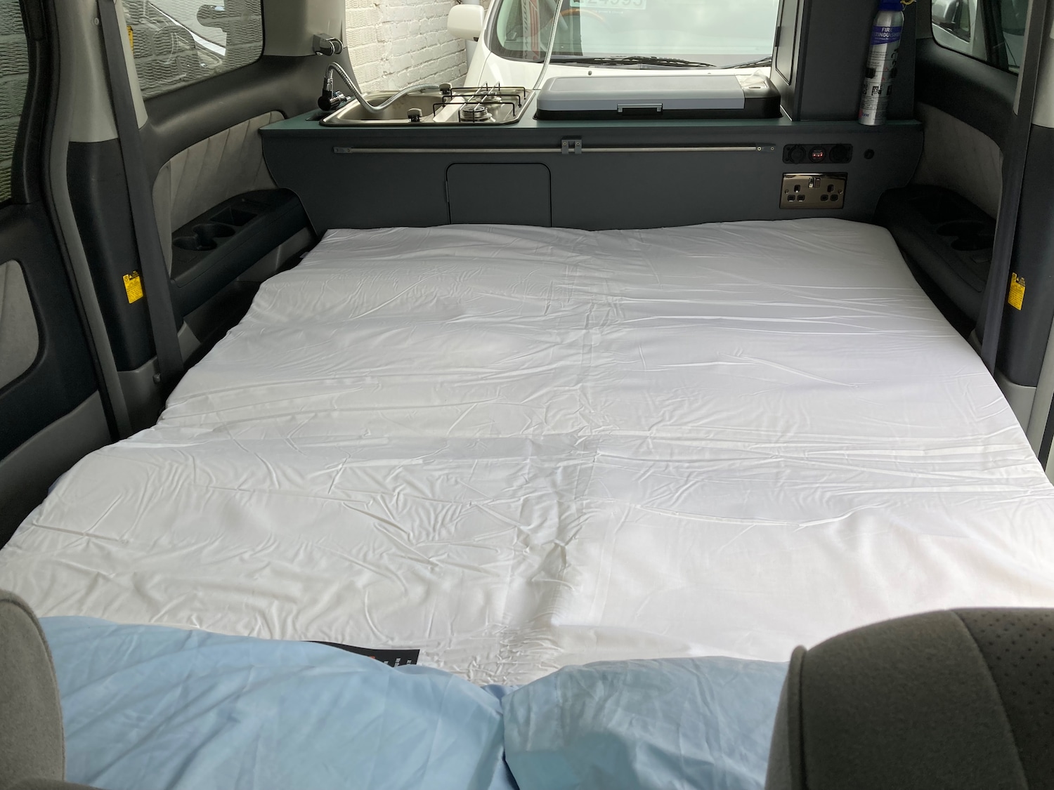 Used Toyota Alphard 2024 for sale - 76495809: Photo 15