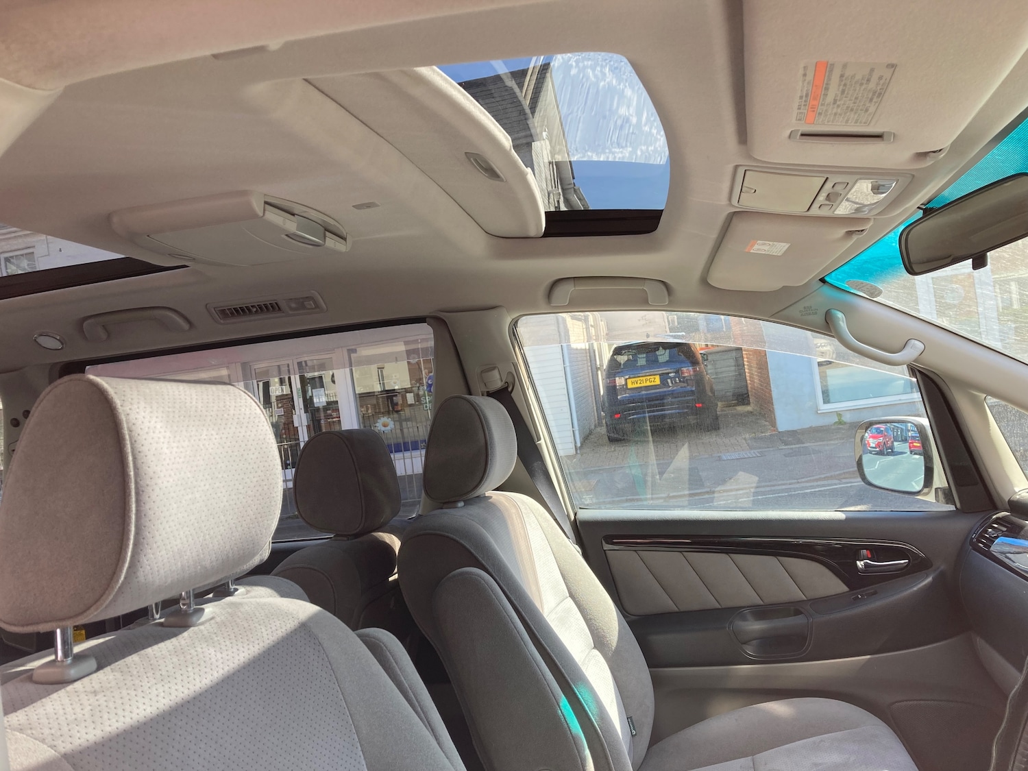 Used Toyota Alphard 2024 for sale - 76495809: Photo 20