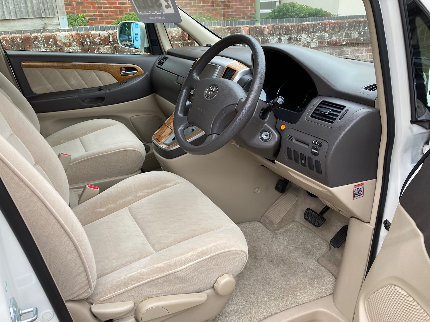 Used Toyota Alphard 2024 for sale - 76638011: Photo 13