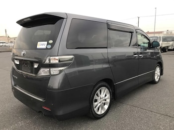 Used Toyota Vellfire 2010 for sale - 76896411: Photo
