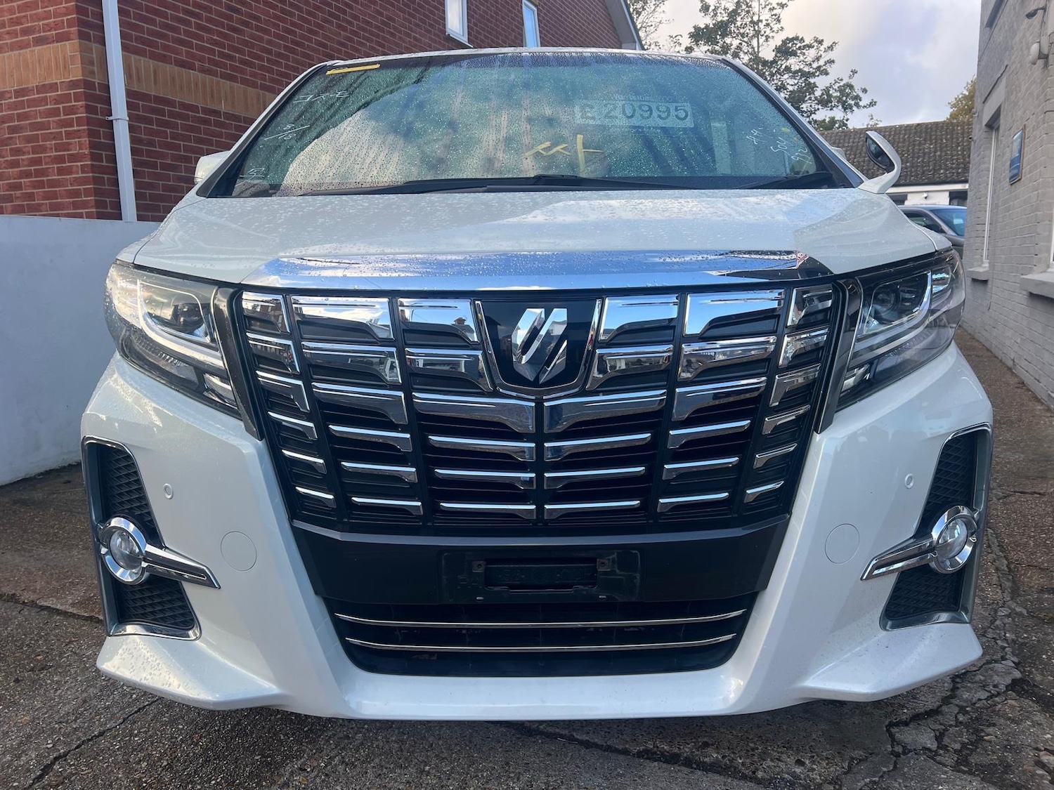 Used Toyota Alphard for sale - 75482870: Photo 8