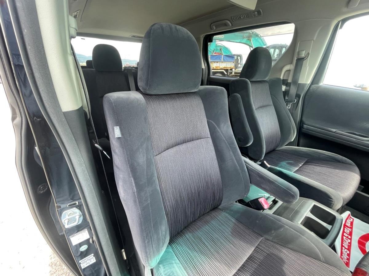 Used Toyota Vellfire for sale - 76064974: Photo 14