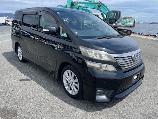 Used Toyota Vellfire for sale - 76064974: Photo 1