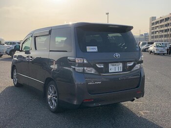 Used Toyota Vellfire 2010 for sale - 77368826: Photo