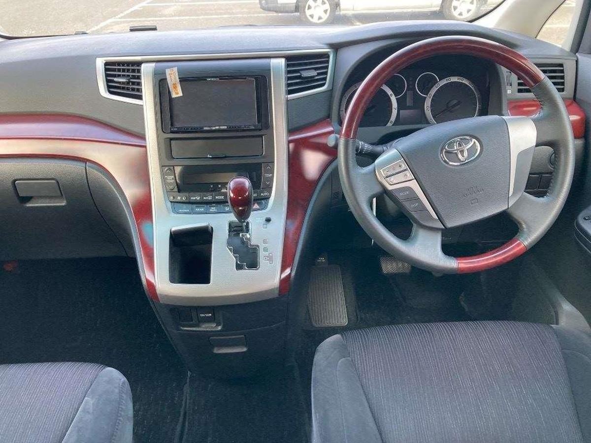 Used Toyota Vellfire for sale - 75717823: Photo 15