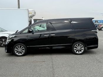 Used Toyota Vellfire 2011 for sale - 77641753: Photo