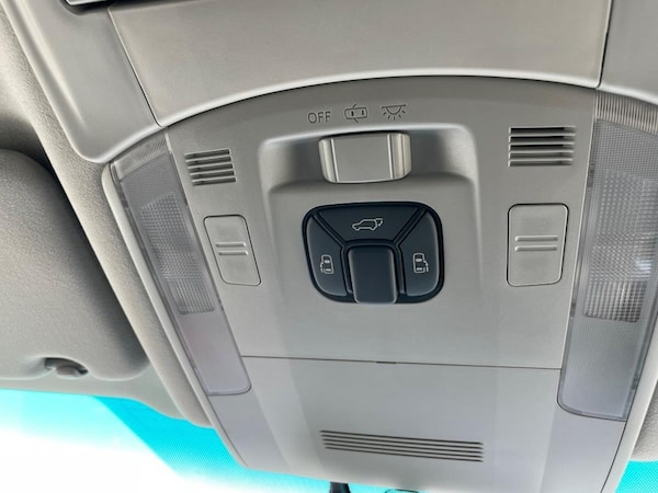 Used Toyota Vellfire for sale - 74796627: Photo 9