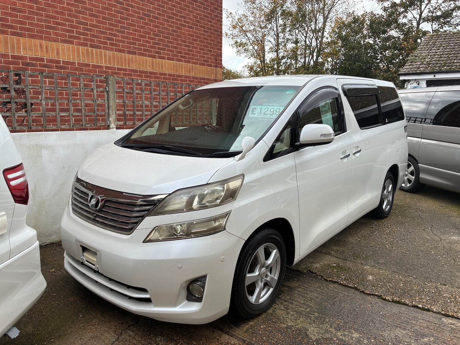 Used Toyota Vellfire 2025 for sale - 76647319: Photo 2