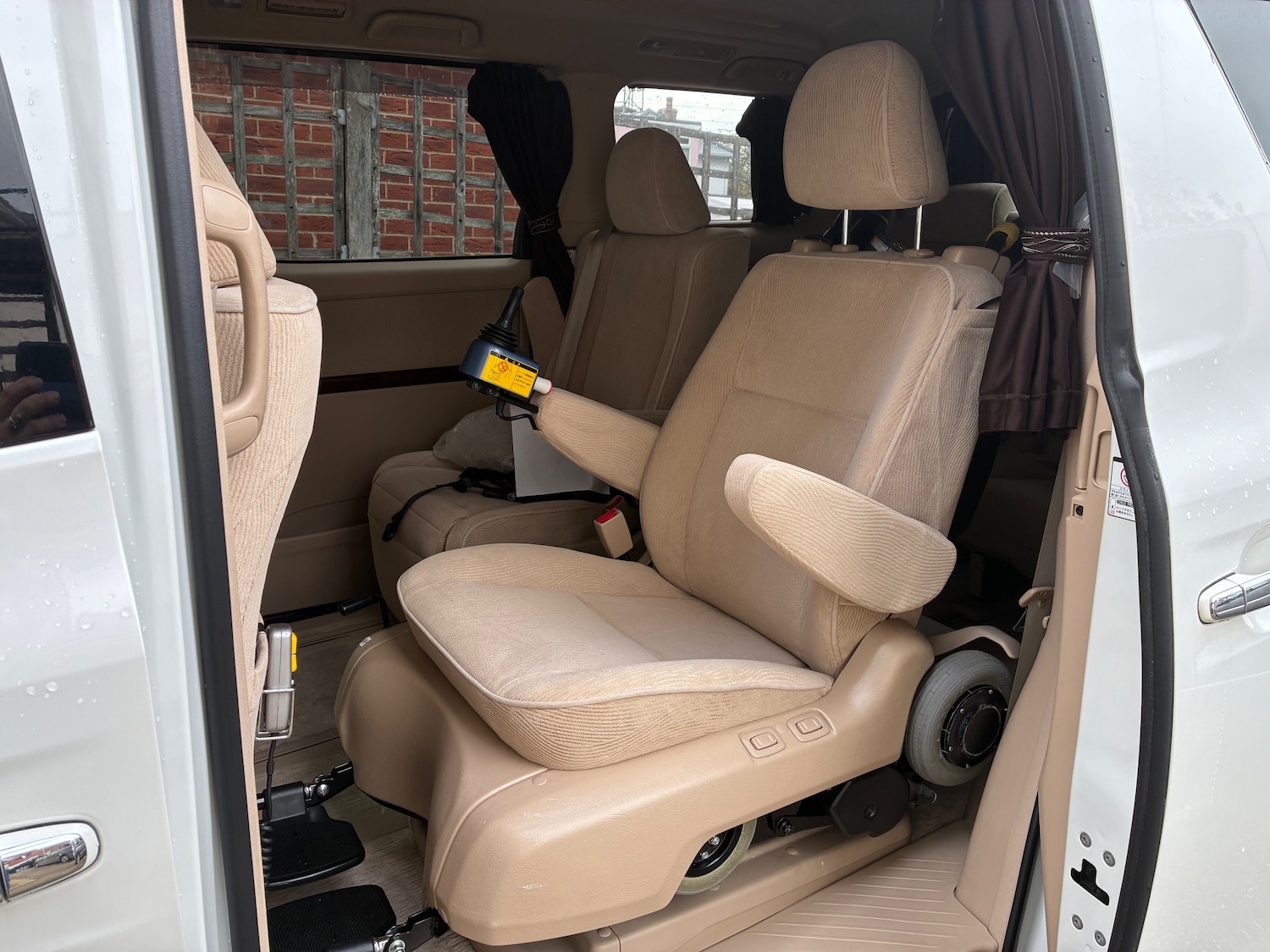 Used Toyota Vellfire 2025 for sale - 76647319: Photo 5