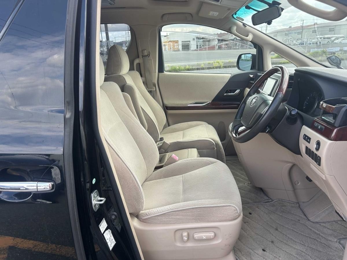 Used Toyota Alphard for sale - 76416496: Photo 10