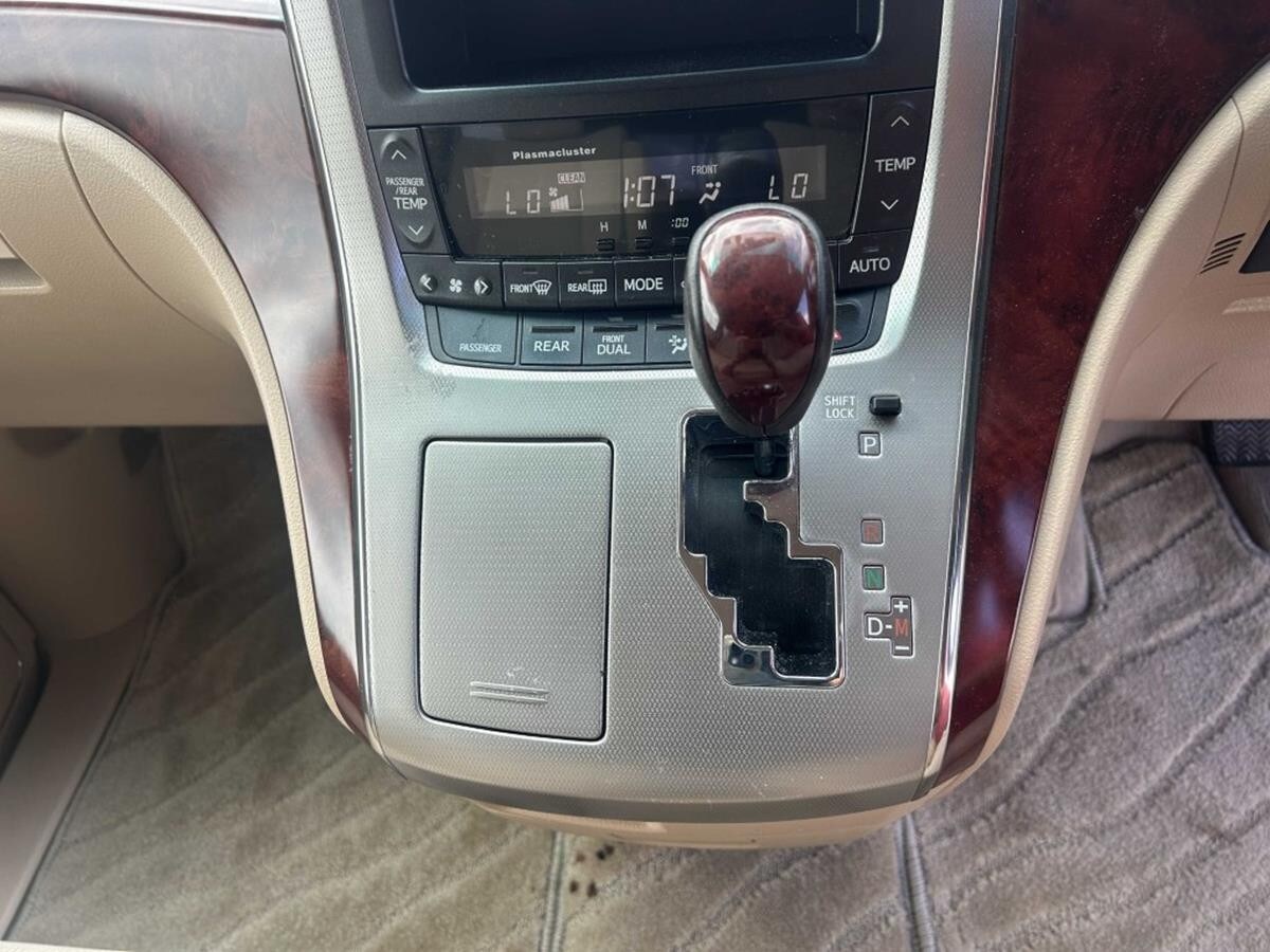 Used Toyota Alphard for sale - 76416496: Photo 16