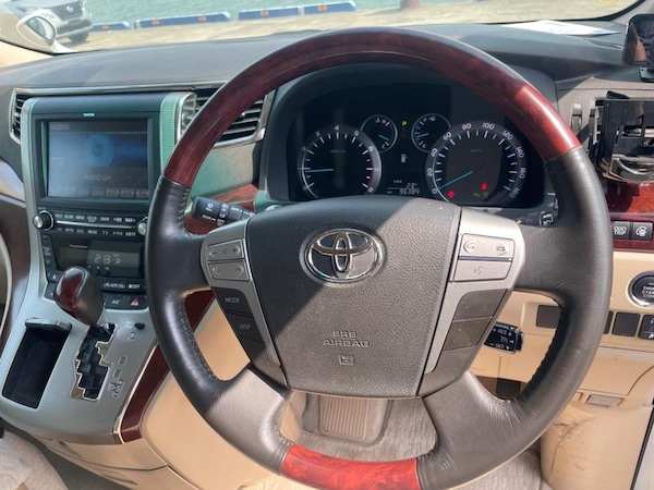 Used Toyota Vellfire for sale - 74796635: Photo 14