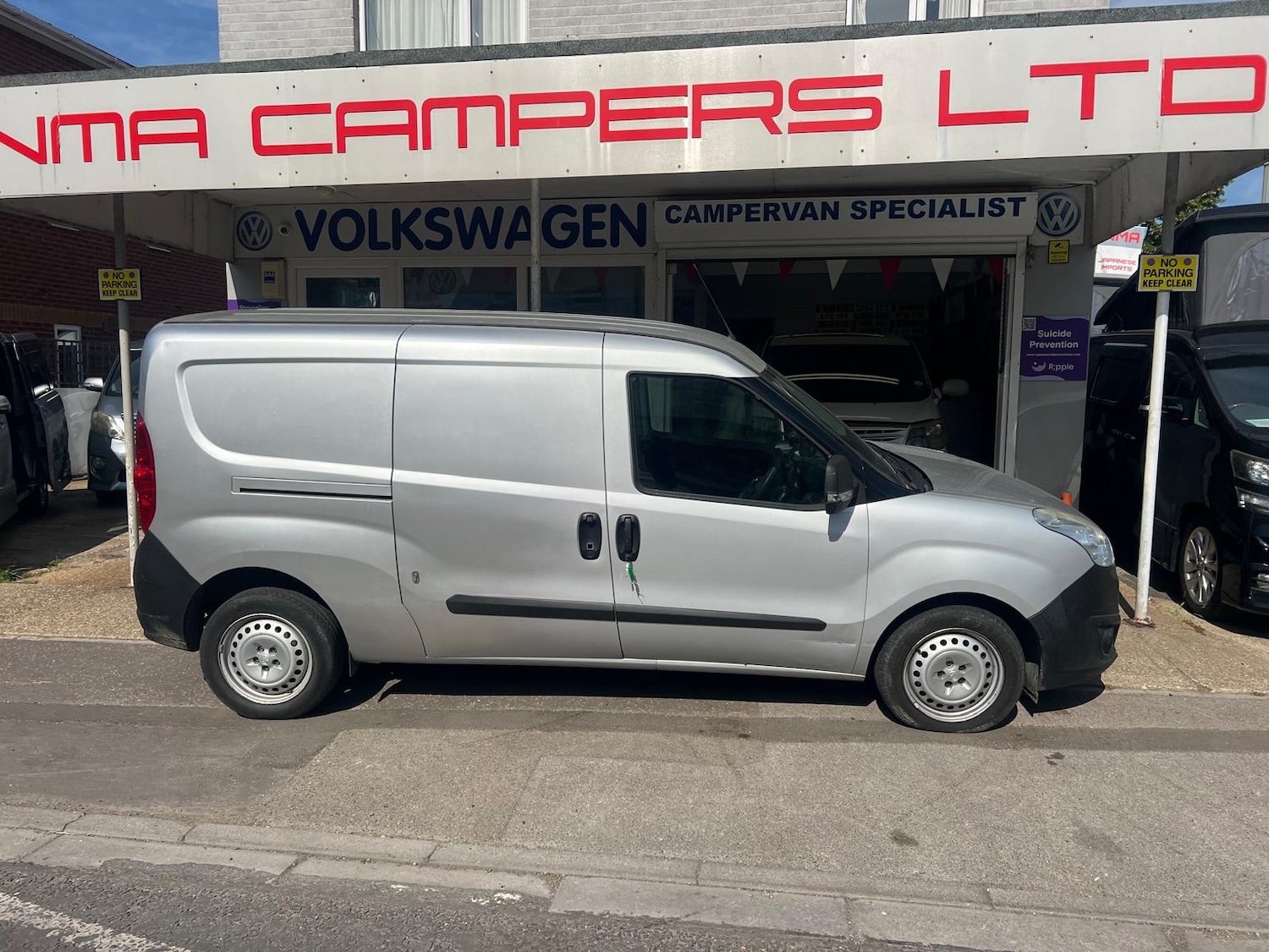 Used Vauxhall Combo 2017 for sale - 75178930: Photo 1