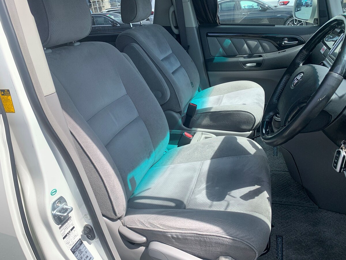 Used Toyota Alphard for sale - 76065008: Photo 10