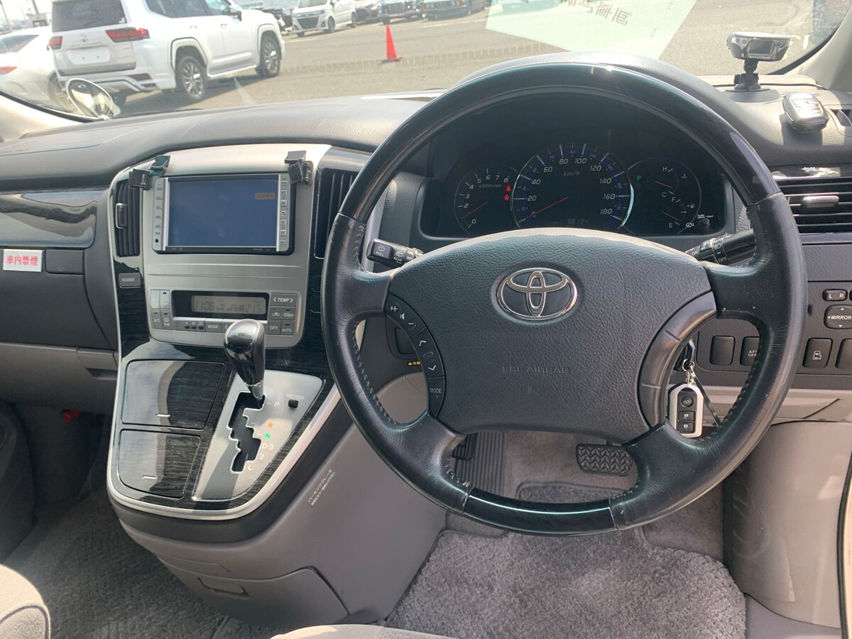 Used Toyota Alphard for sale - 76065008: Photo 12