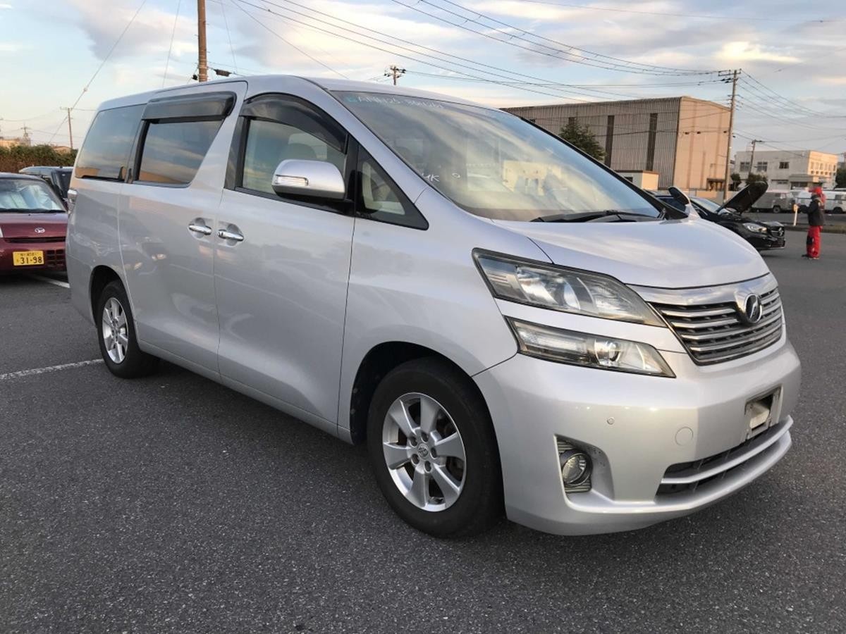 Used Toyota Vellfire for sale - 77493795: Photo 2
