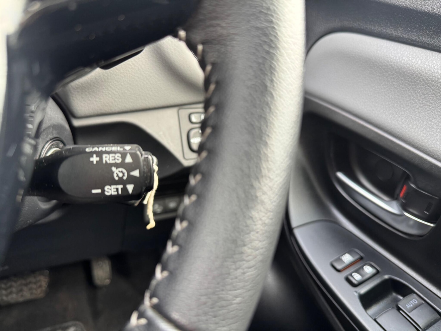 Used Toyota Yaris 2018 for sale - 76295743: Photo 19