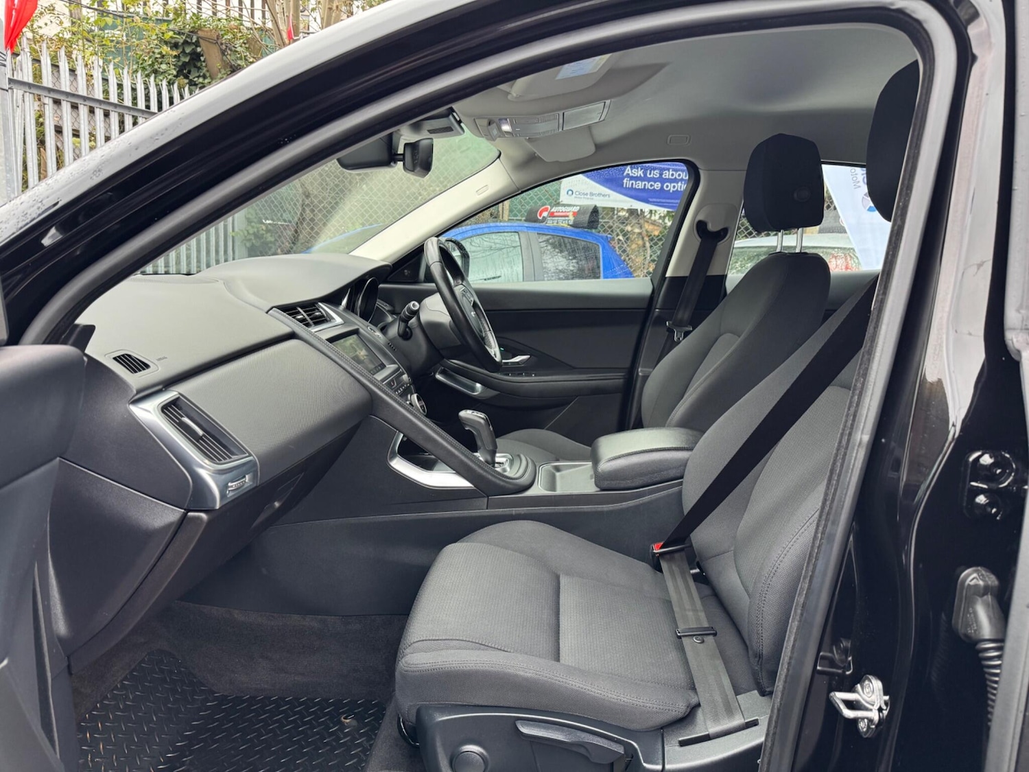 Used Jaguar E-Pace for sale - 76550850: Photo 11