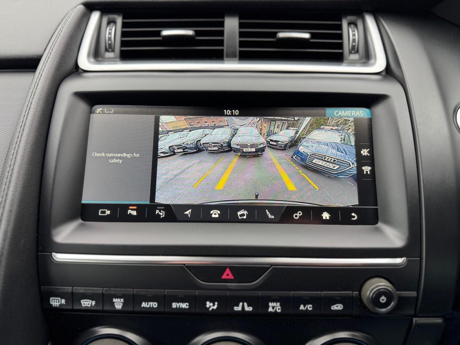 Used Jaguar E-Pace for sale - 76550850: Photo 21