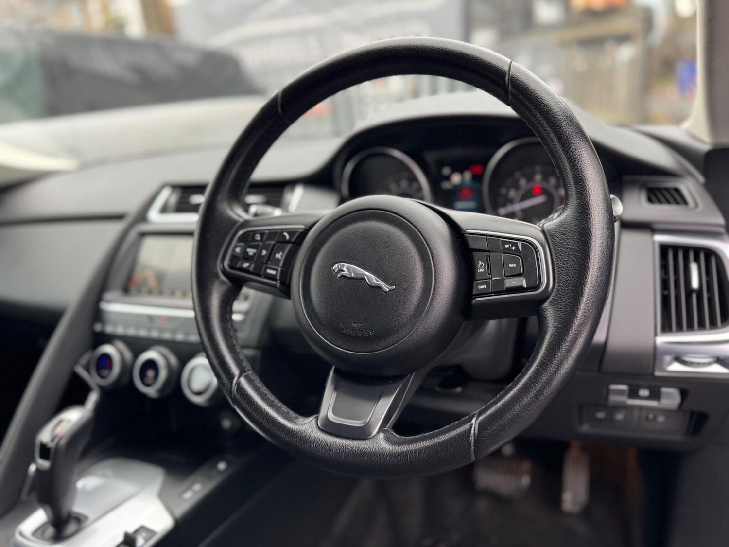 Used Jaguar E-Pace for sale - 76550850: Photo 26