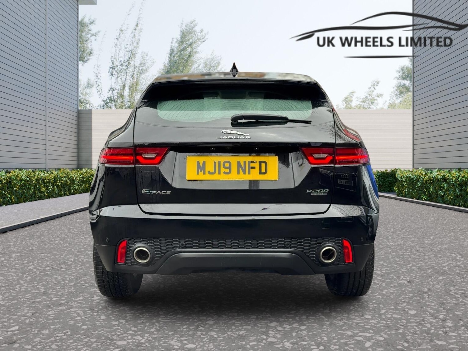 Used Jaguar E-Pace for sale - 76550850: Photo 4