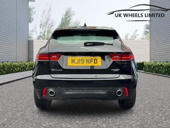 Used Jaguar E-Pace 2019 for sale - 76550850: Photo