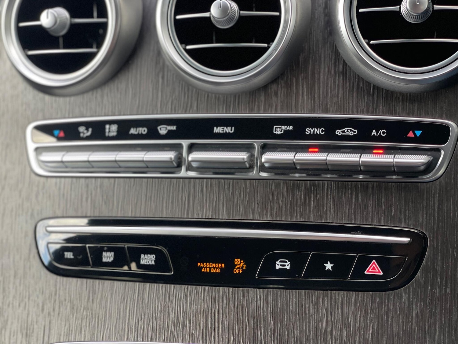 Used Mercedes-Benz GLC 2020 for sale - 76370598: Photo 19