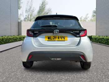 Used Toyota Yaris 2021 for sale - 74521878: Photo