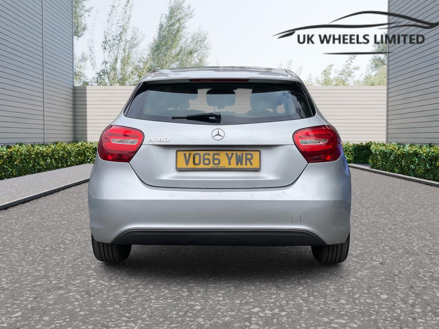 Used Mercedes-Benz A-Class 2016 for sale - 76226358: Photo 4