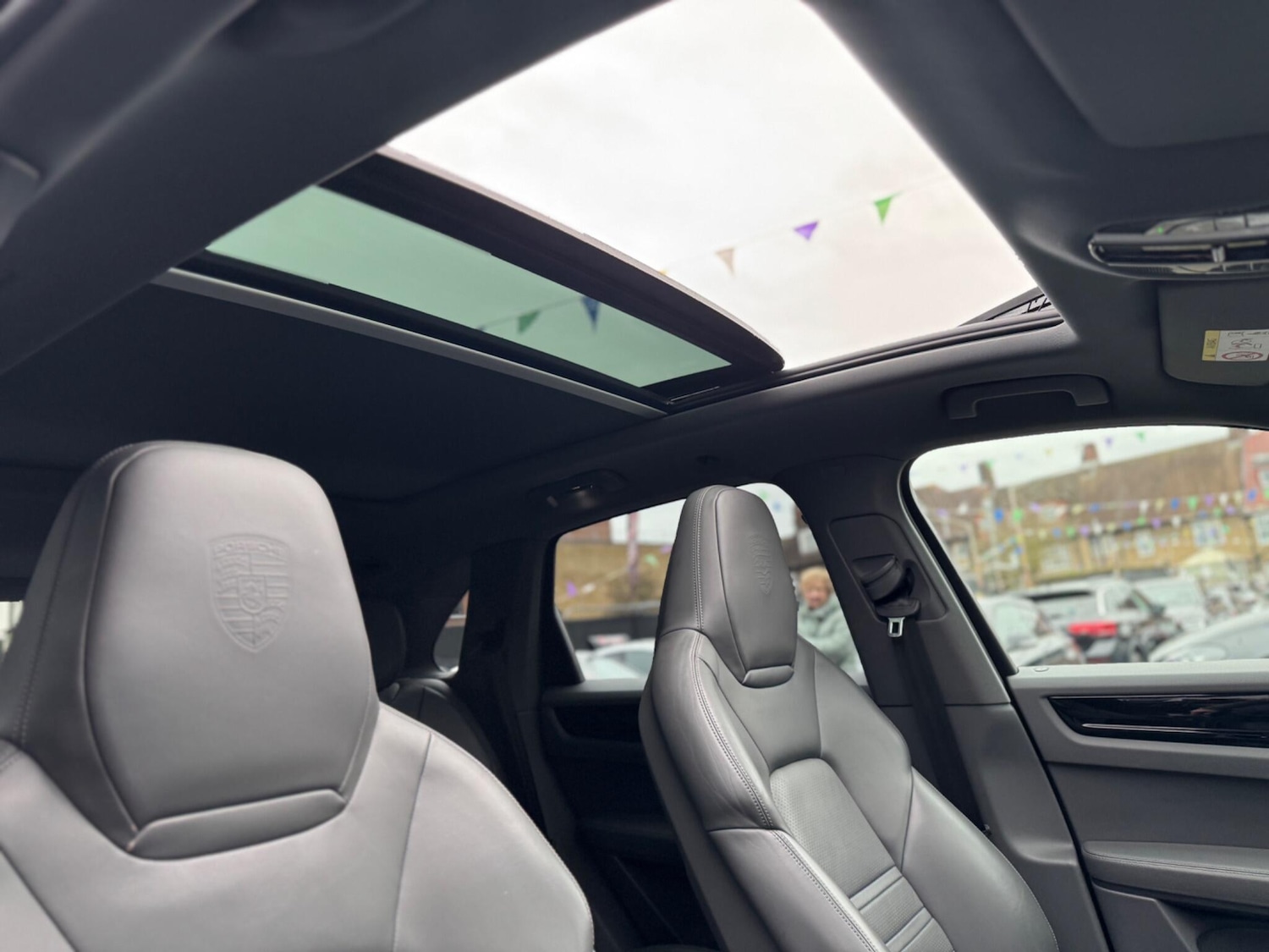 Used Porsche Cayenne 2018 for sale - 77632948: Photo 16