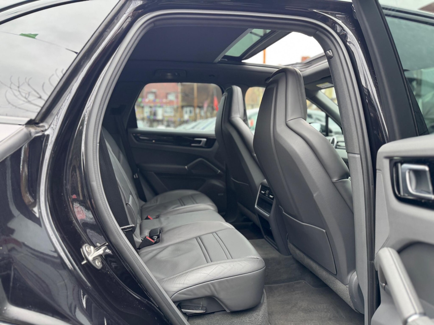 Used Porsche Cayenne 2018 for sale - 77632948: Photo 19