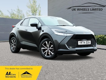 Used Toyota C-HR 2024 for sale - 78934550: Photo