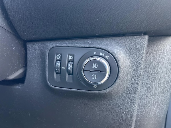 Used Vauxhall Corsa 2018 for sale - 76174671: Photo 16