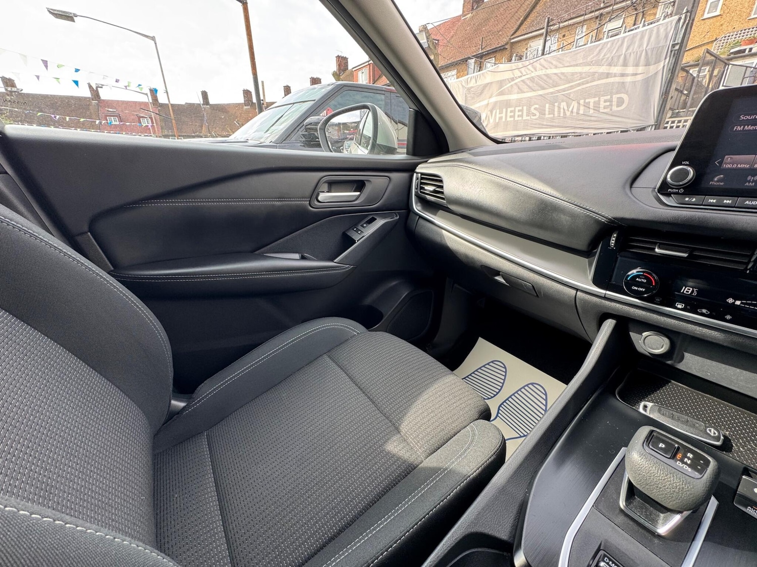 Used Nissan Qashqai for sale - 77970645: Photo 12