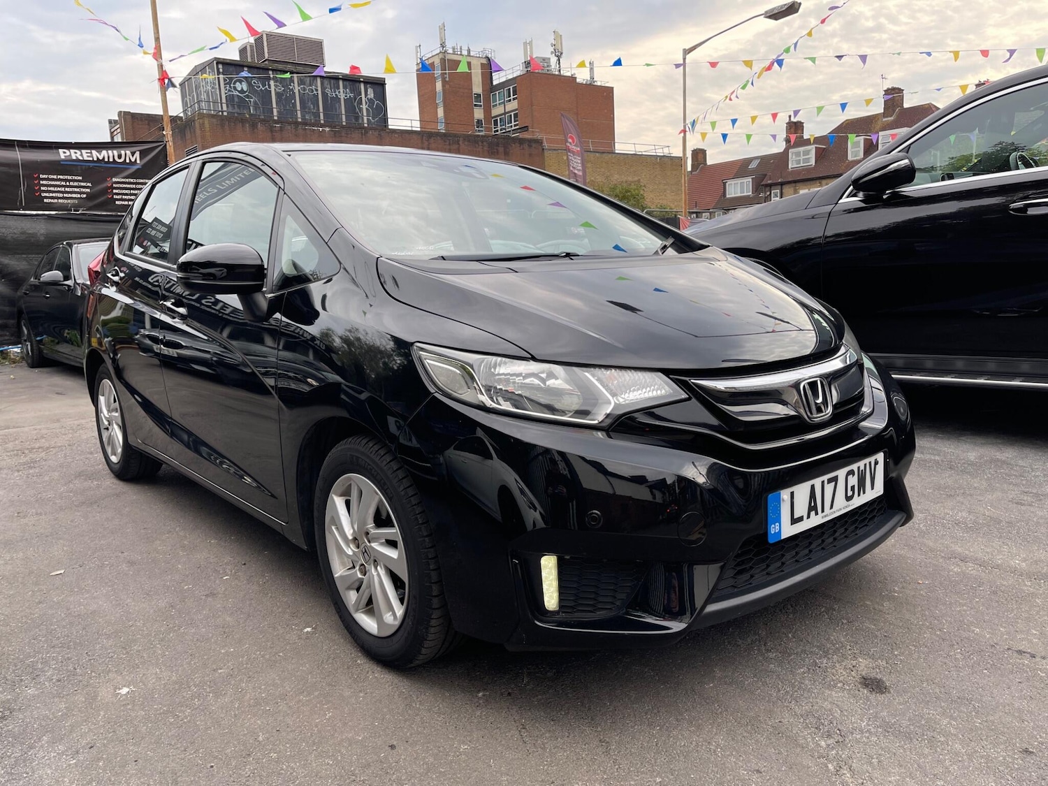 Used Honda Jazz 2017 for sale - 76152081: Photo 12