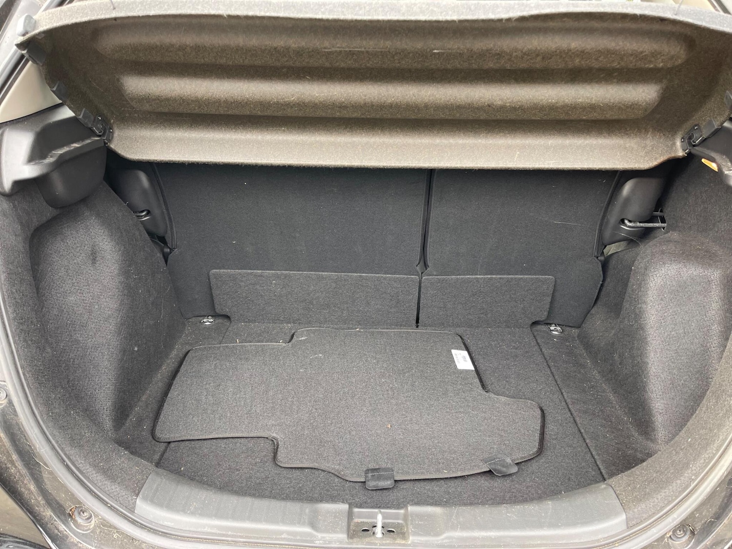 Used Honda Jazz 2017 for sale - 76152081: Photo 27