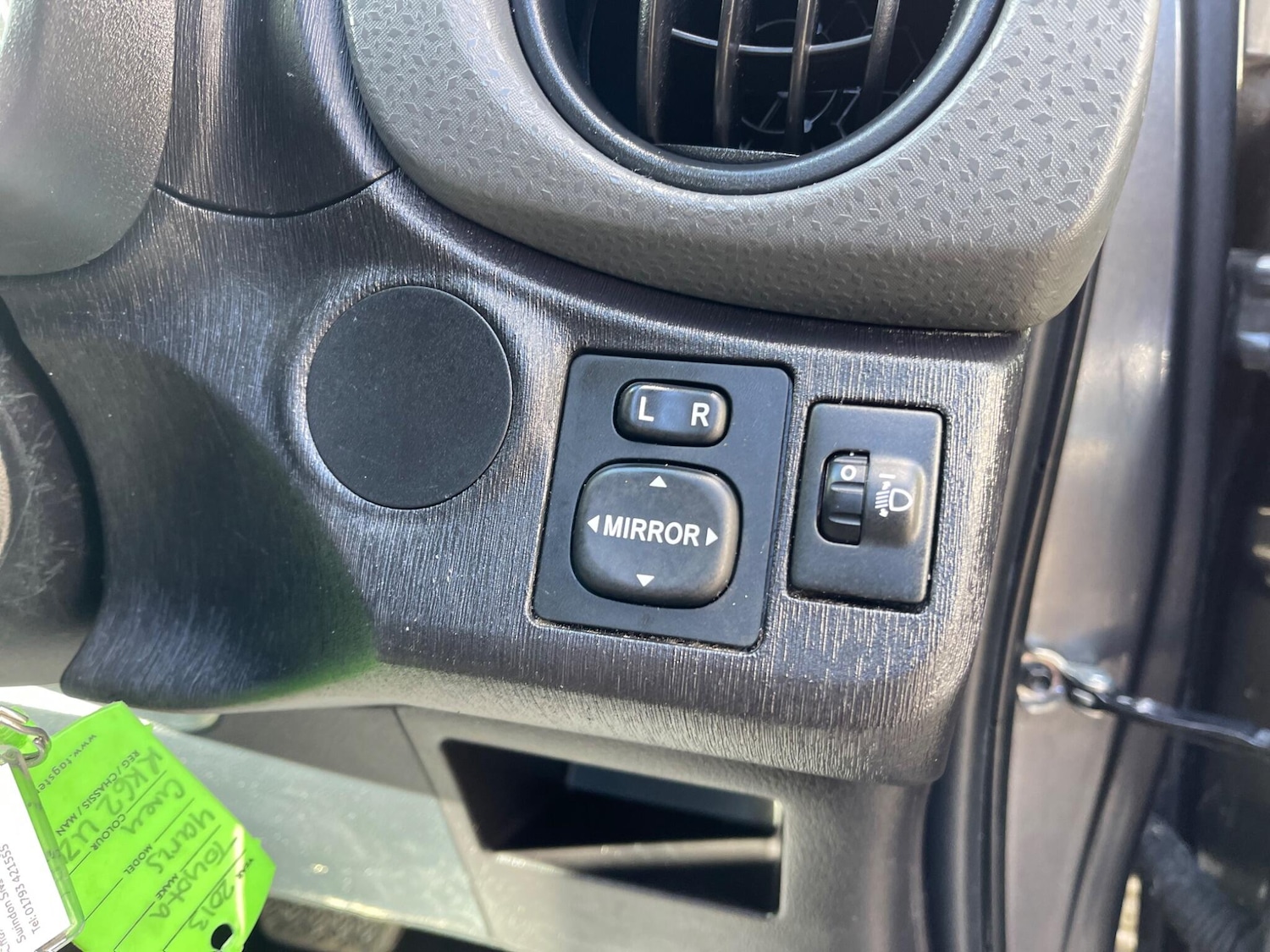 Used Toyota Yaris 2013 for sale - 76441182: Photo 17