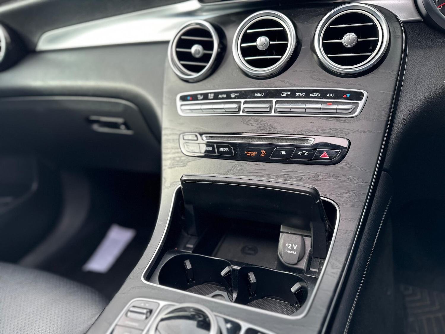 Used Mercedes-Benz GLC 2019 for sale - 77633151: Photo 21