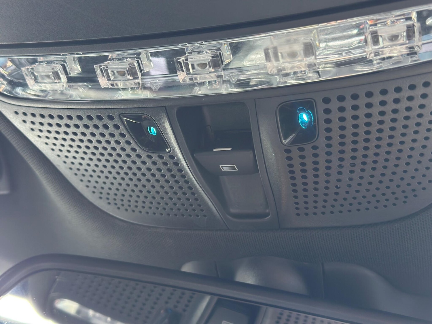 Used Mercedes-Benz GLC 2019 for sale - 77633151: Photo 31