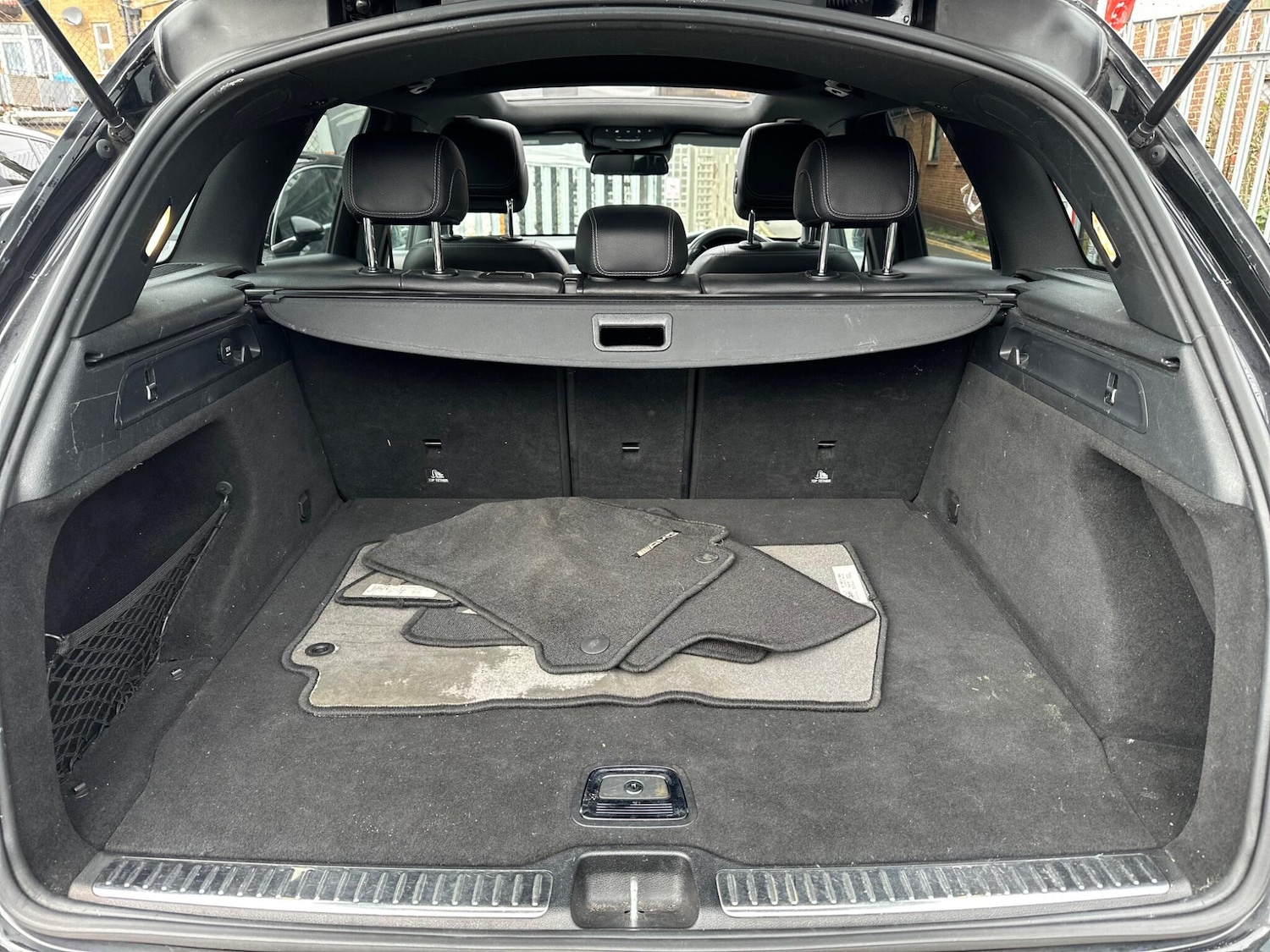 Used Mercedes-Benz GLC 2019 for sale - 77633151: Photo 40