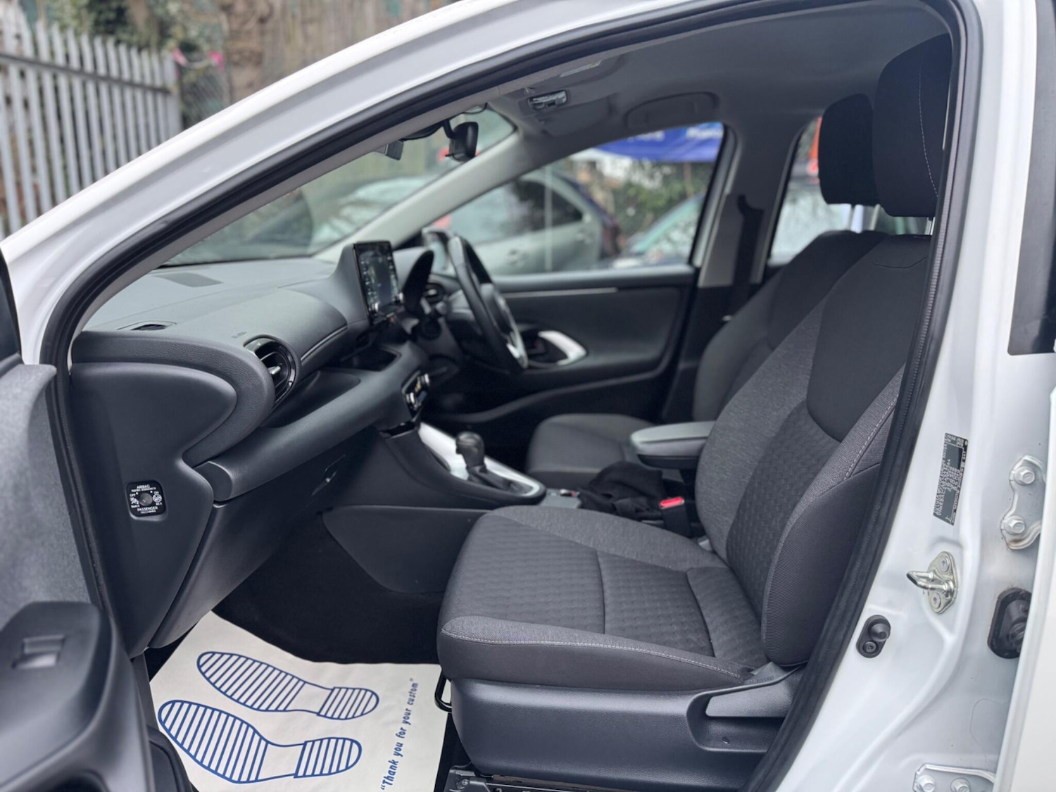 Used Toyota Yaris 2020 for sale - 77331416: Photo 12