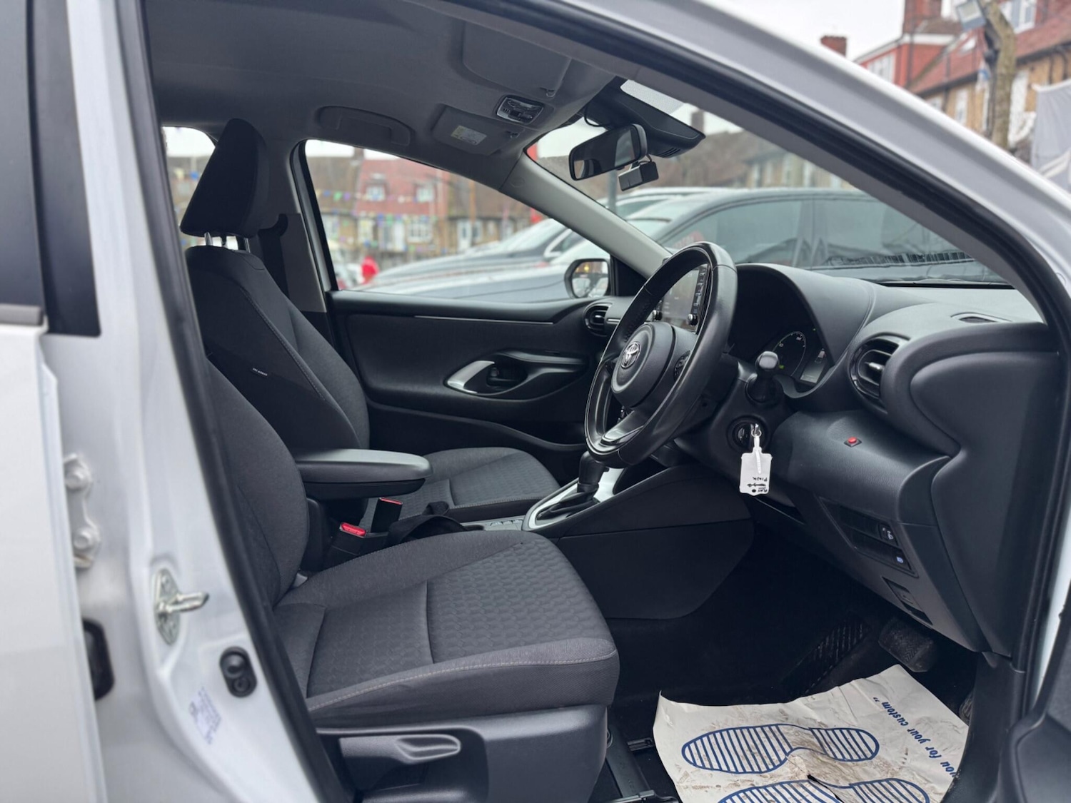 Used Toyota Yaris 2020 for sale - 77331416: Photo 14