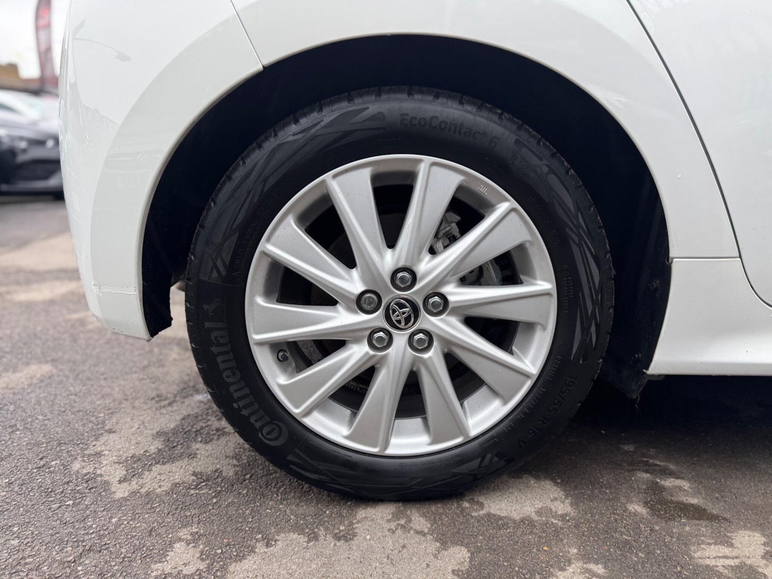 Used Toyota Yaris 2020 for sale - 77331416: Photo 35